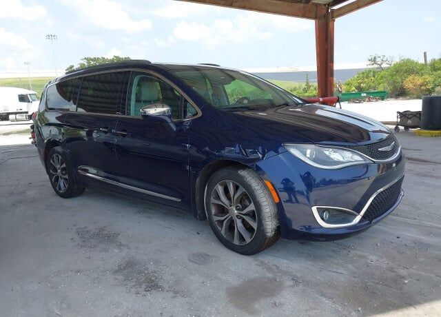 2017 CHRYSLER Pacifica