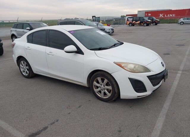 2011 MAZDA Mazda3