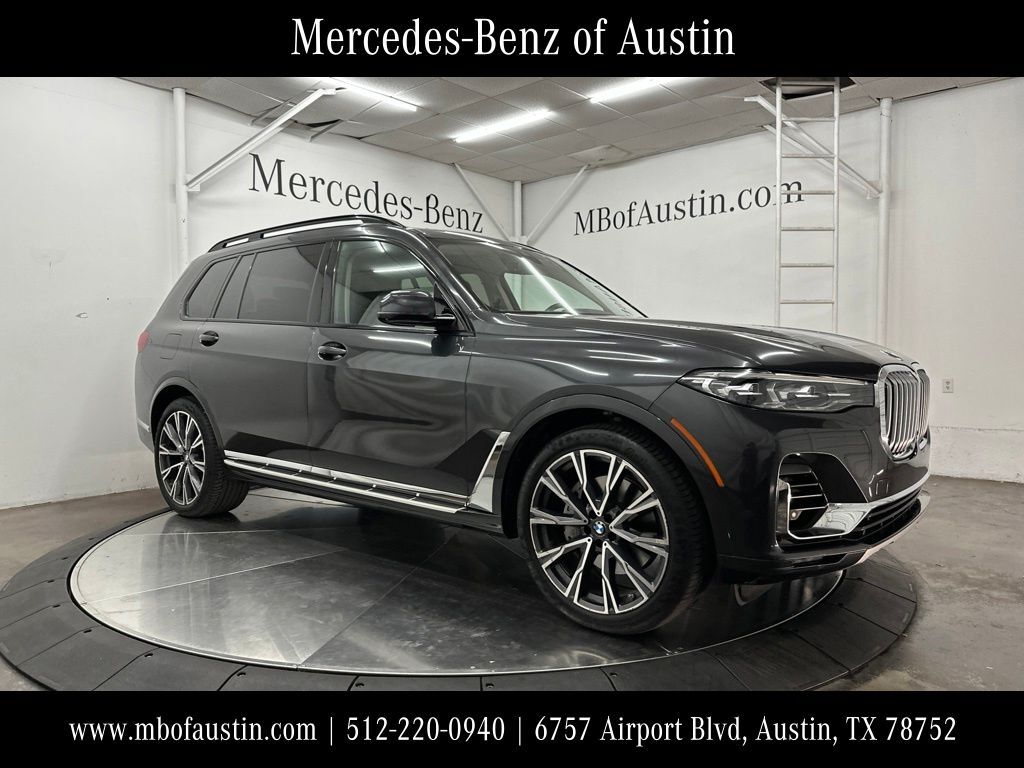 2022 BMW X7