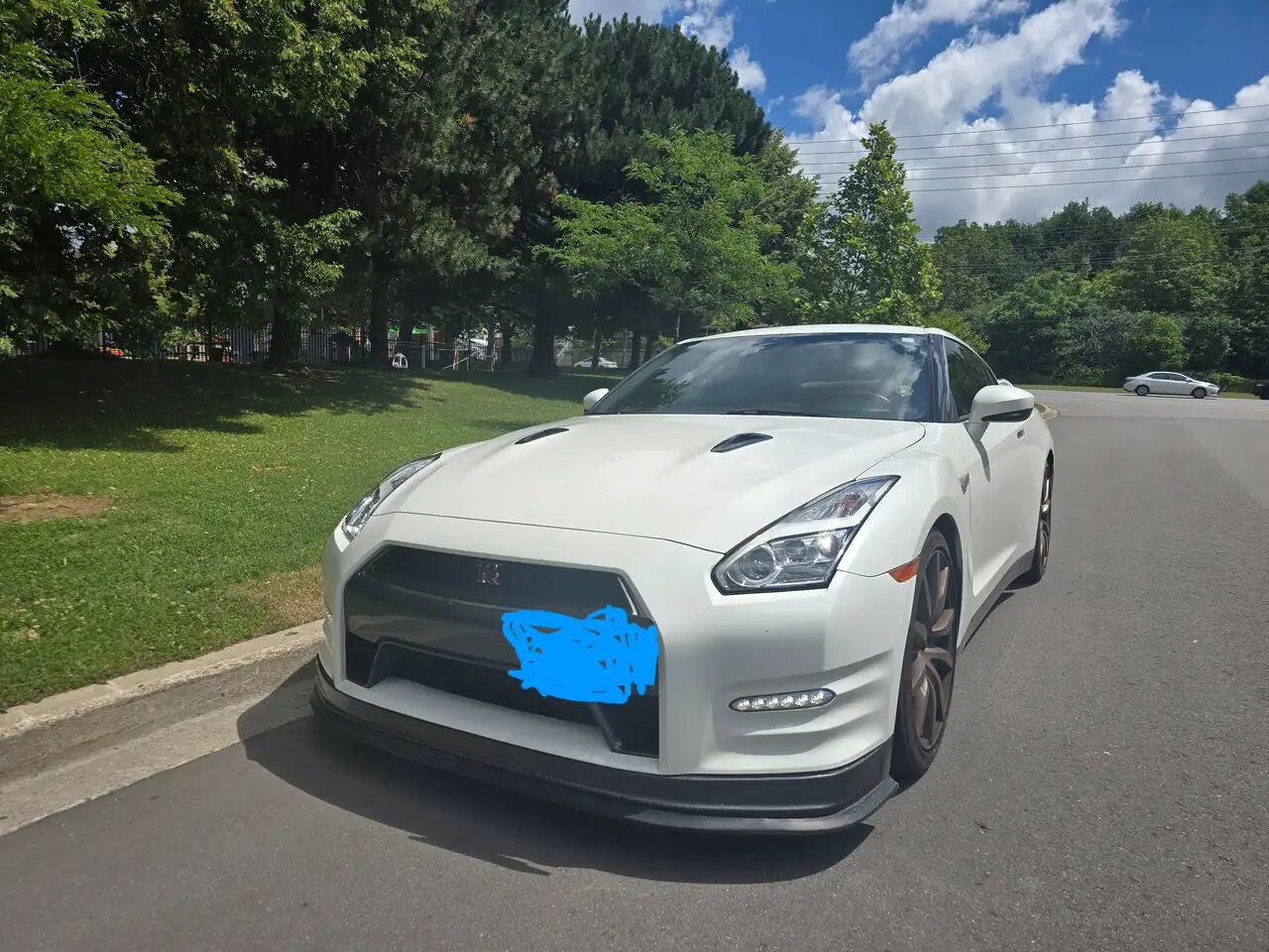 Nissan GT-R