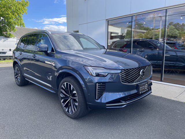 2025 VOLVO XC90