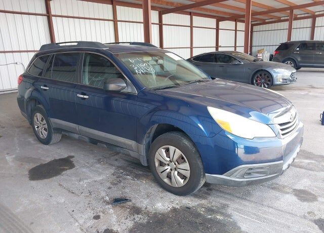 2011 SUBARU Outback