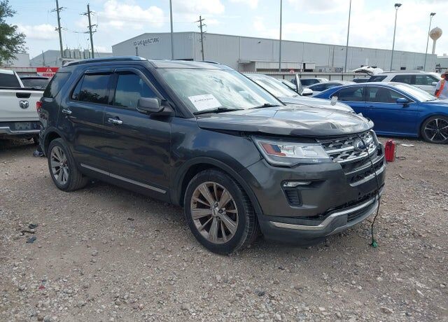 2019 FORD Explorer