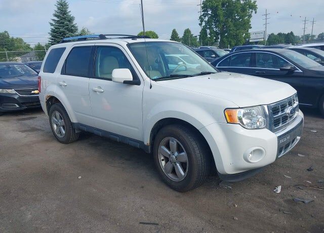 2010 FORD Escape