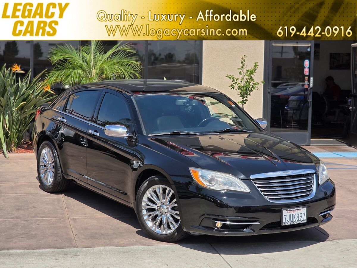 2012 CHRYSLER 200