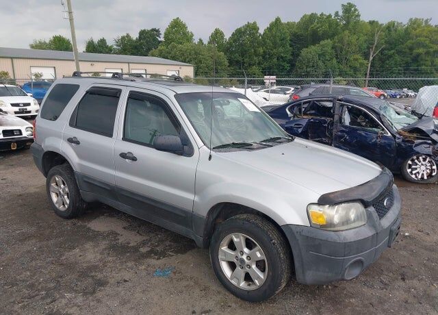 2005 FORD Escape