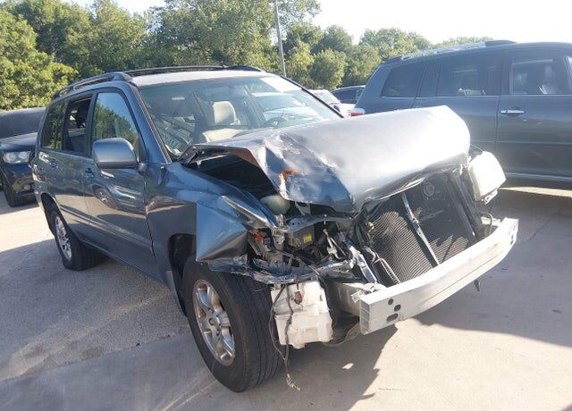 2004 TOYOTA Highlander