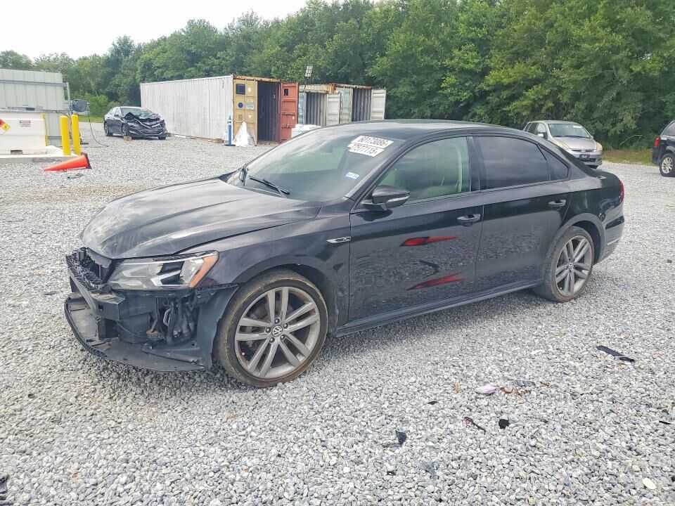 2018 VOLKSWAGEN Passat