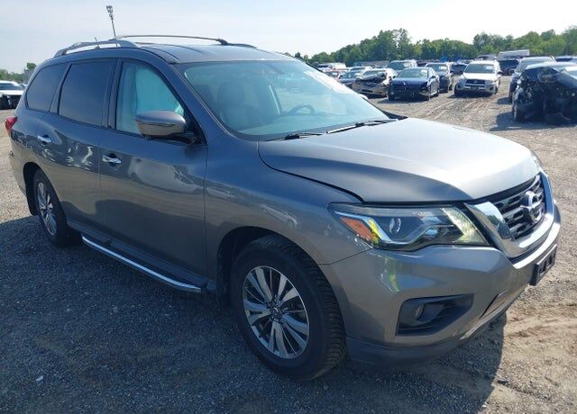 2018 NISSAN Pathfinder
