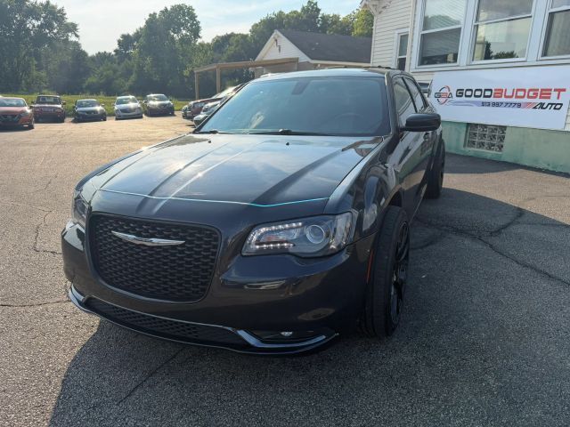2016 CHRYSLER 300