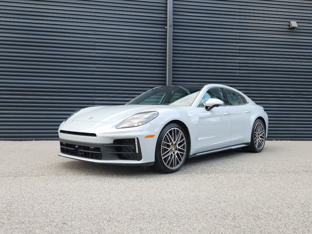 2025 PORSCHE Panamera