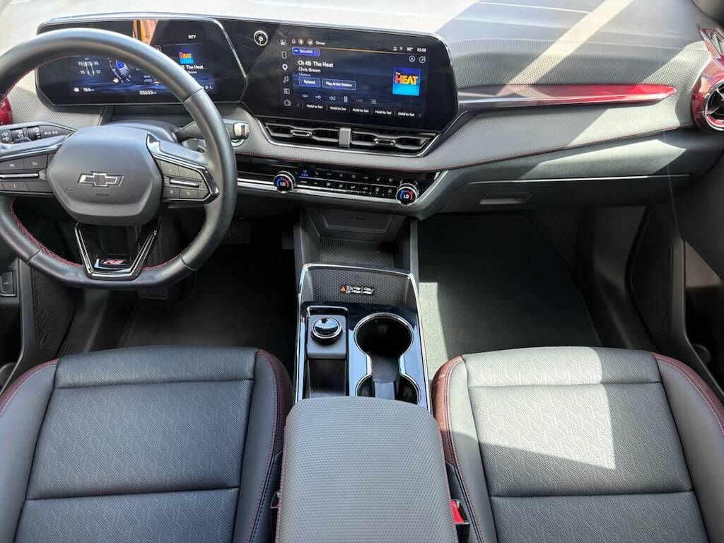 2025 CHEVROLET Equinox