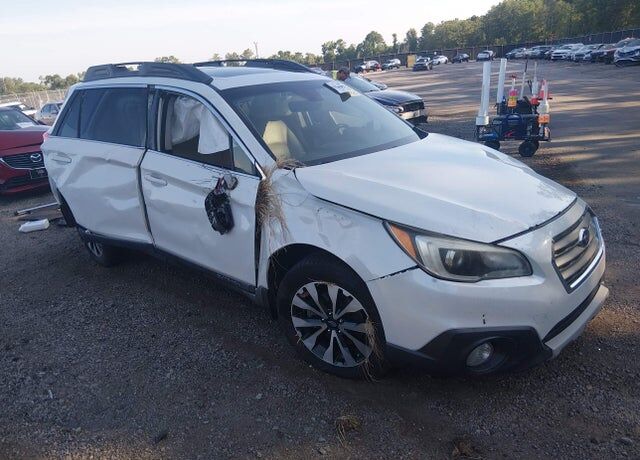 2017 SUBARU Outback