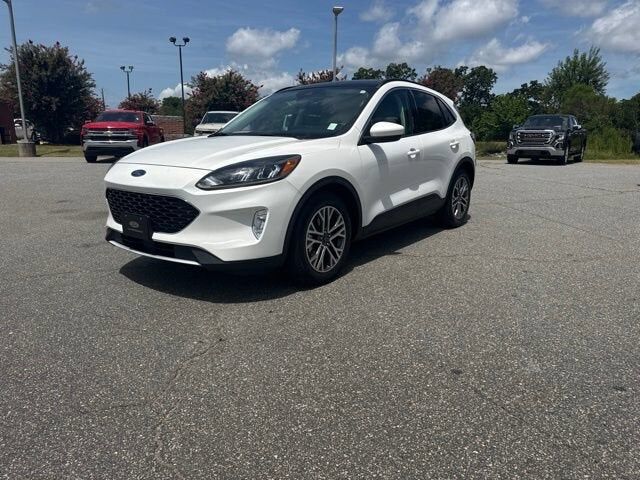 2021 FORD Escape