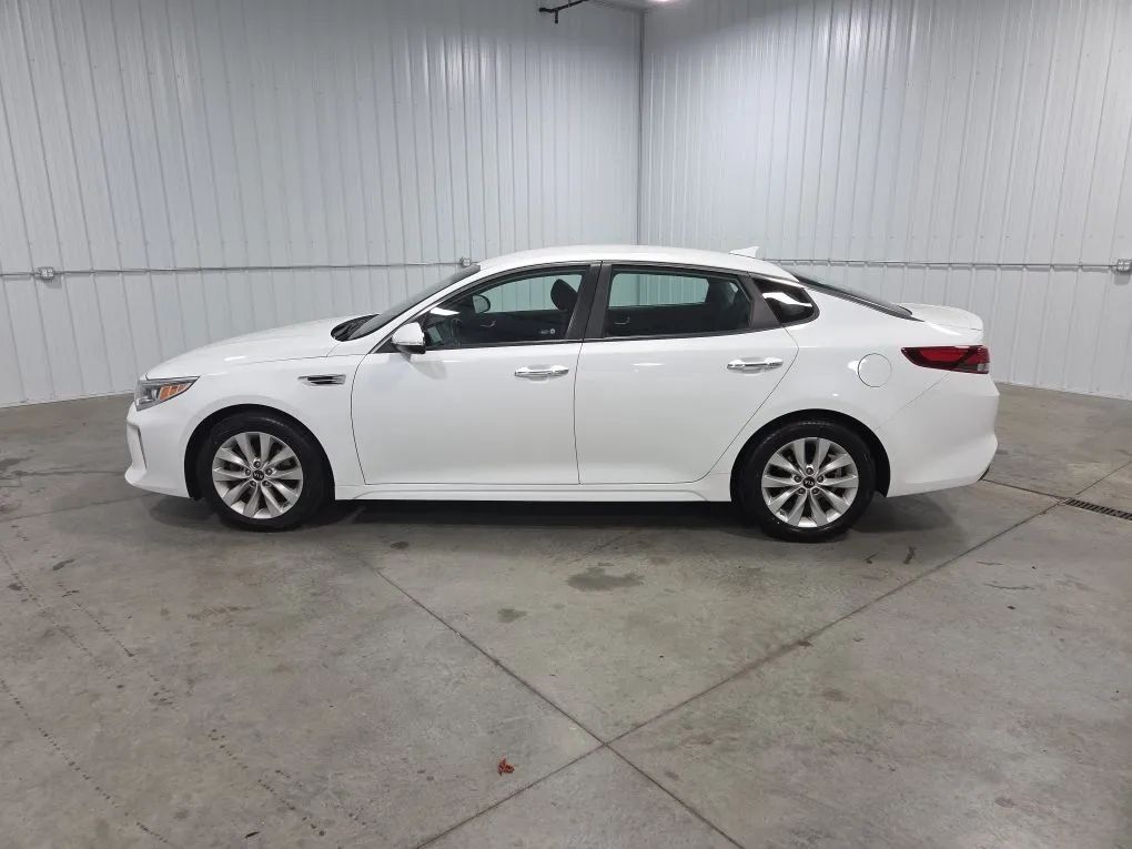 2018 KIA Optima