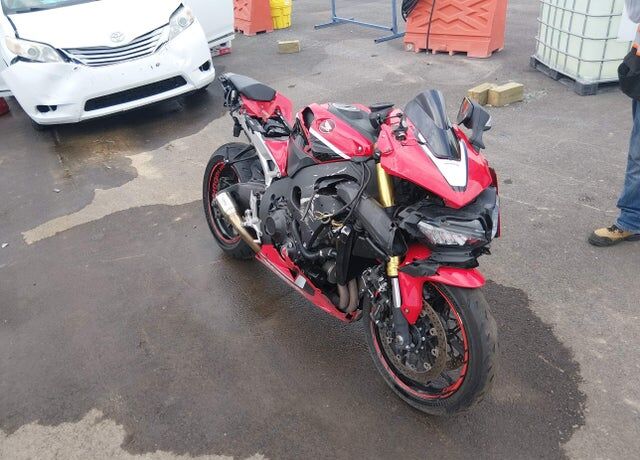2018 HONDA CB