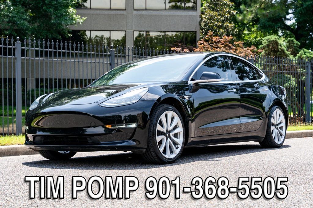 2018 TESLA Model 3