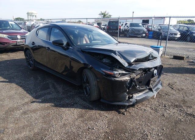 2021 MAZDA Mazda3