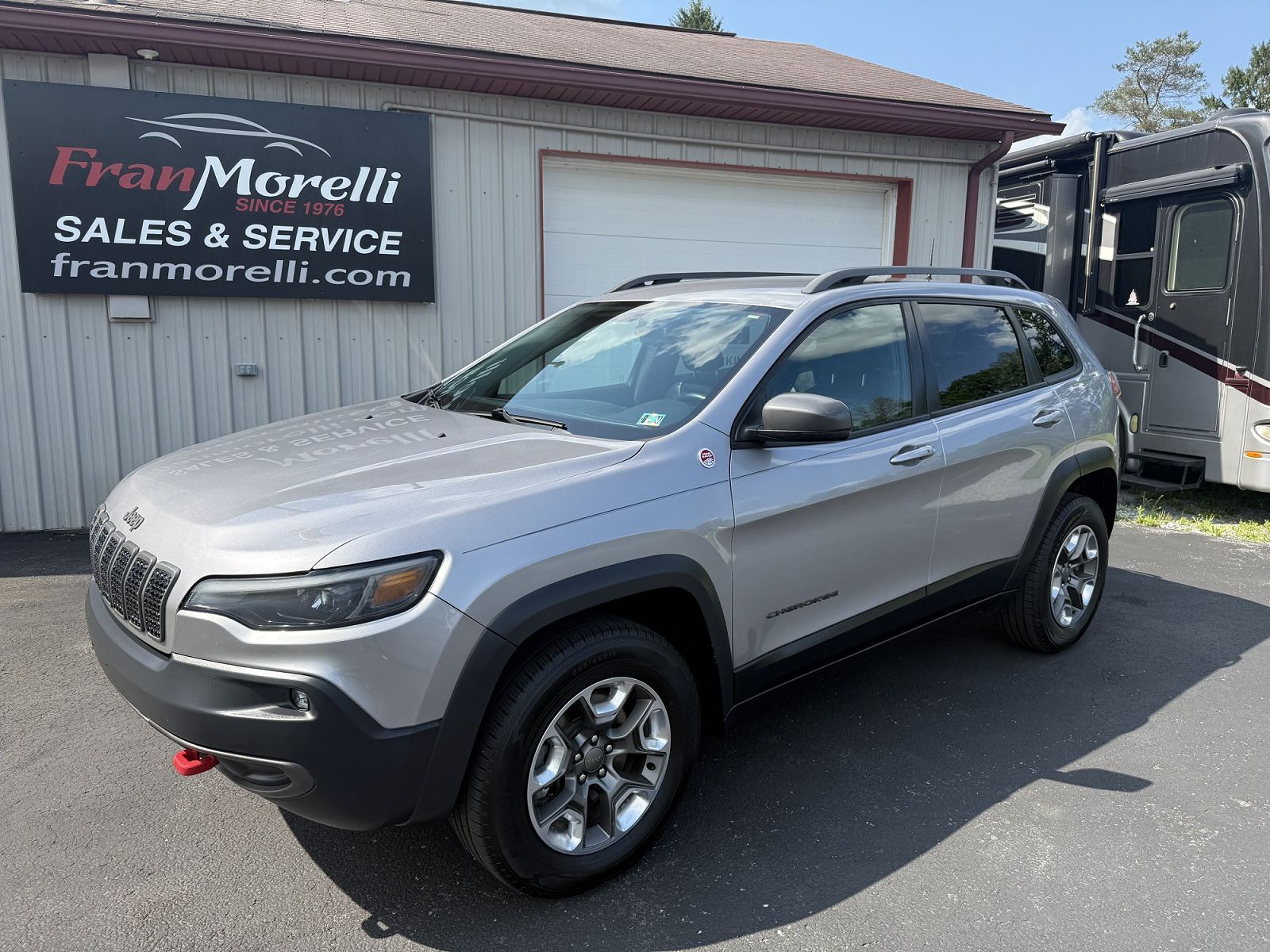 2019 JEEP Cherokee