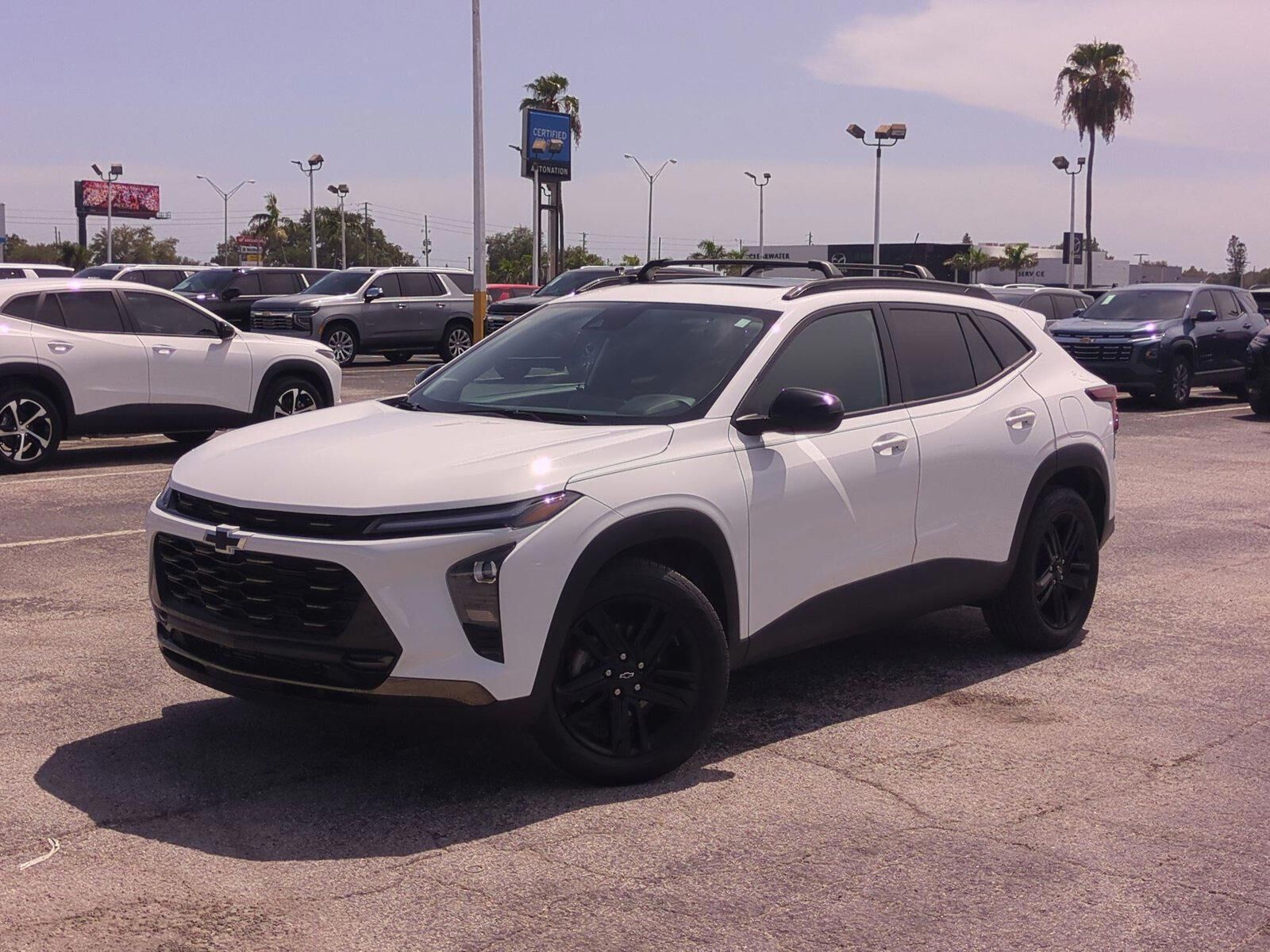 2025 CHEVROLET Trax