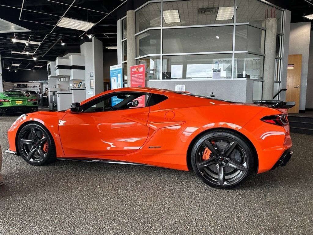 2025 CHEVROLET Corvette