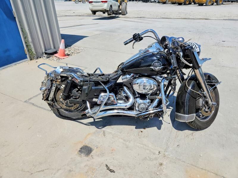 2008 HARLEY DAVIDSON FLHRC / Road King Classic