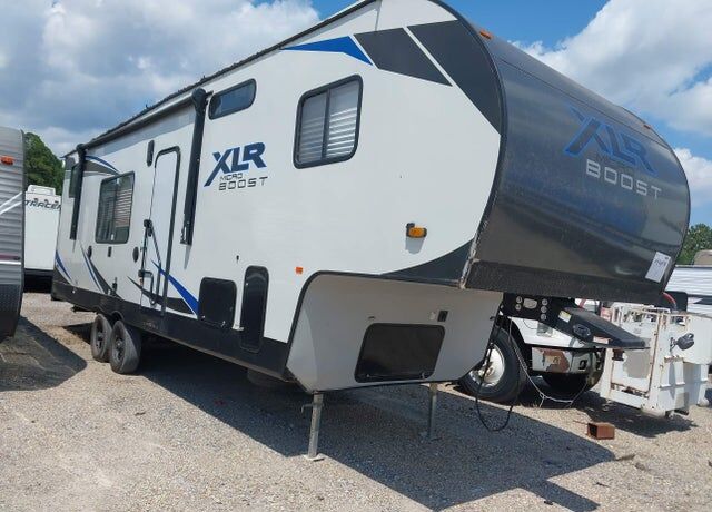 2021 FOREST RIVER XLR Toy Hauler