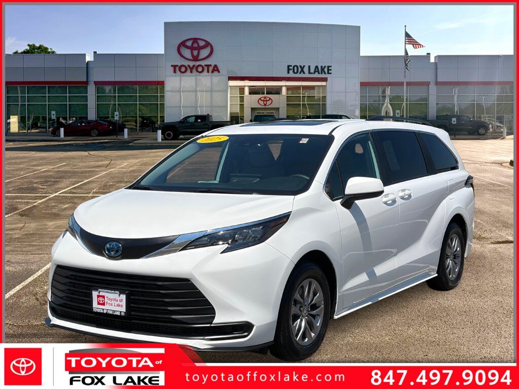 2025 TOYOTA Sienna