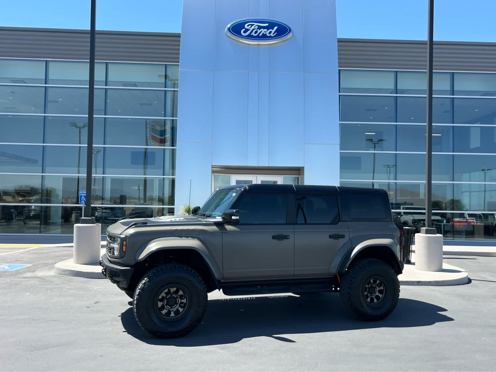 2025 FORD Bronco
