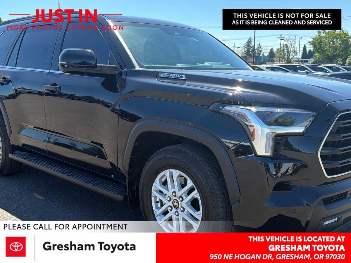 2024 TOYOTA Sequoia