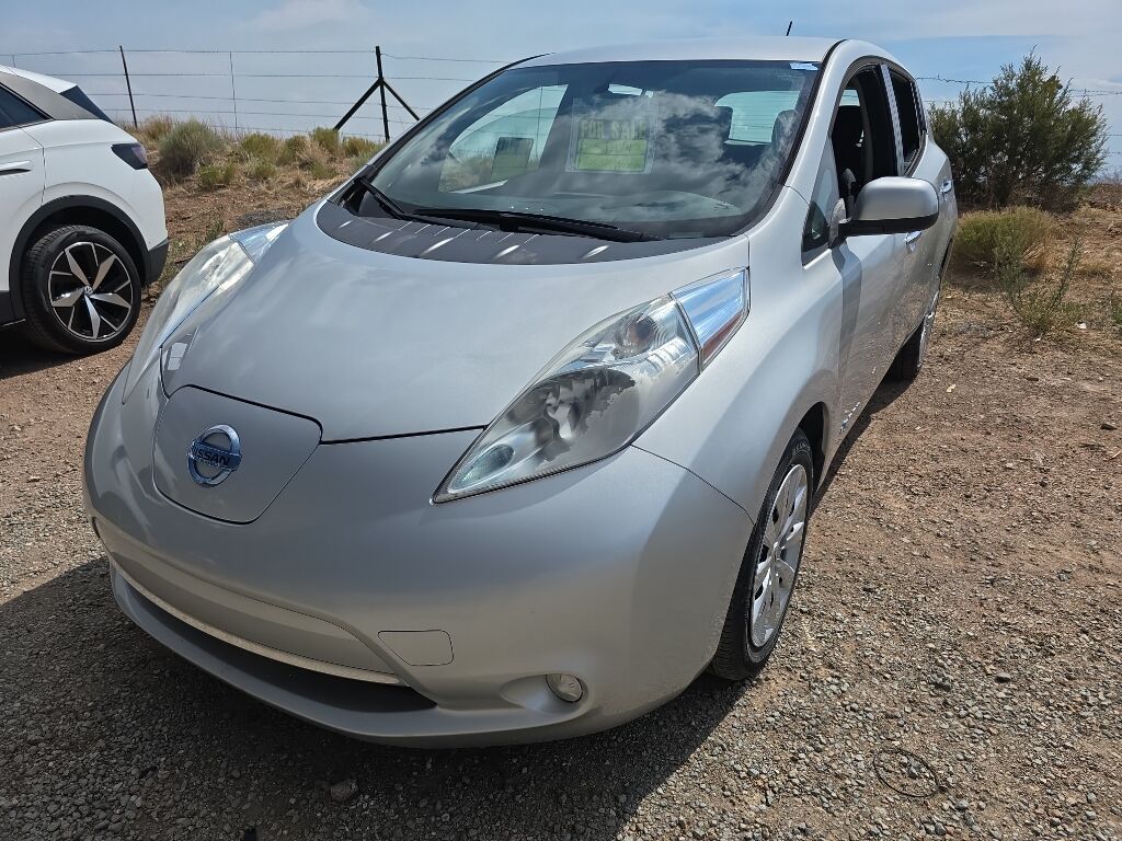 2015 NISSAN Leaf