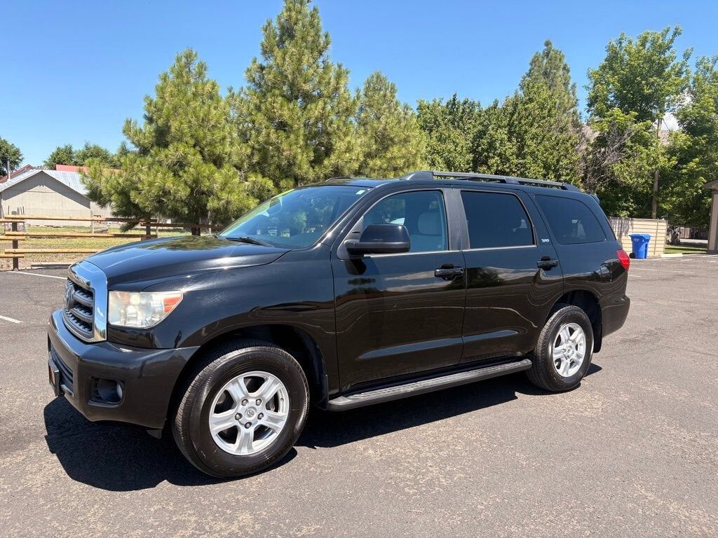 2016 TOYOTA Sequoia