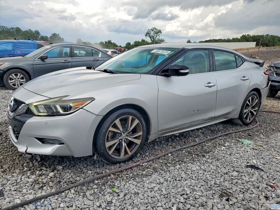 2017 NISSAN Maxima