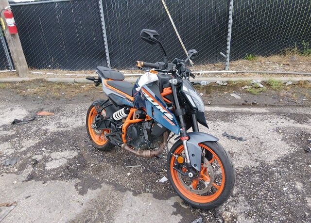 2024 KTM DUKE