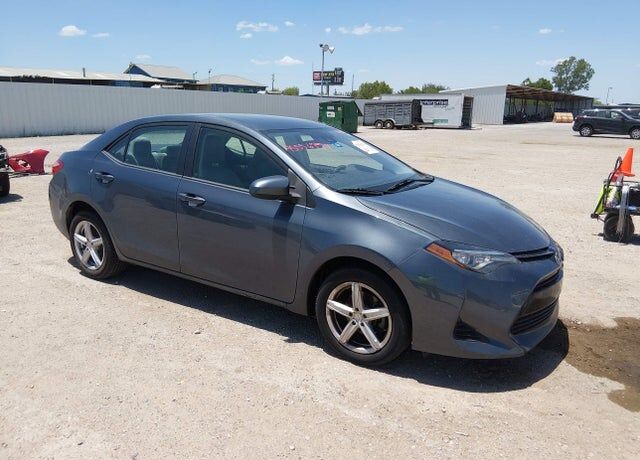2018 TOYOTA Corolla