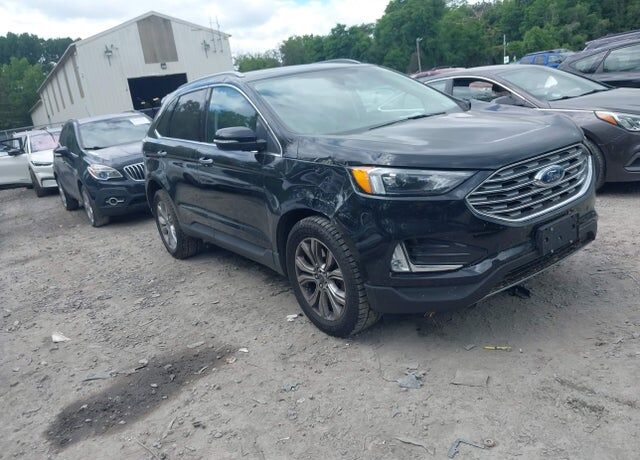 2023 FORD Edge