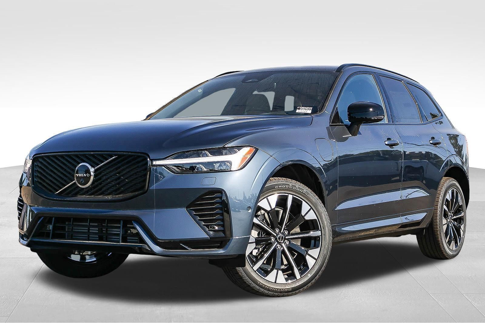 2026 VOLVO XC60