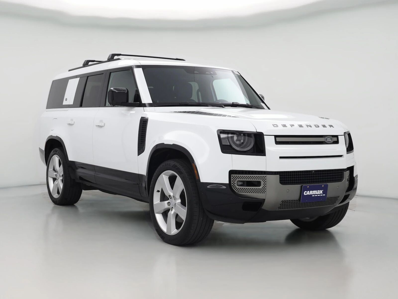2024 LAND ROVER Defender
