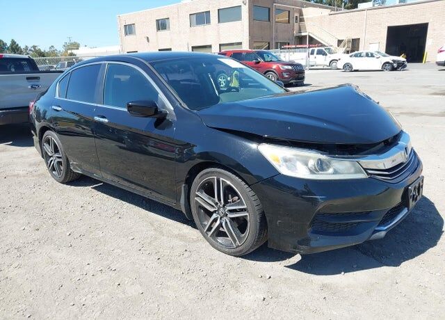 2017 HONDA Accord