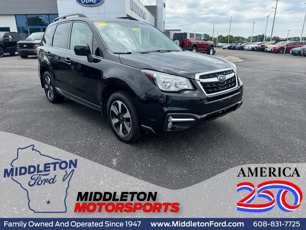 2017 SUBARU Forester