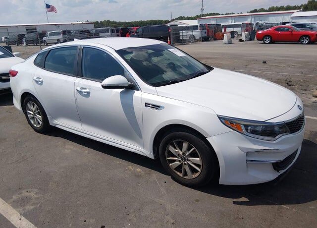 2018 KIA Optima