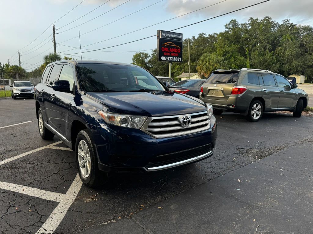 2011 TOYOTA Highlander