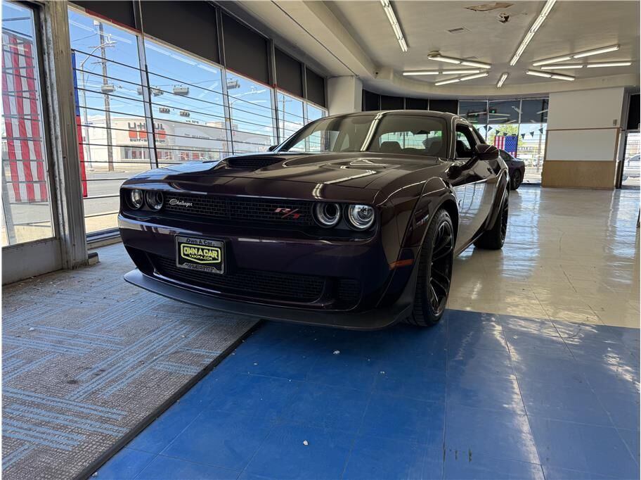 2020 DODGE Challenger