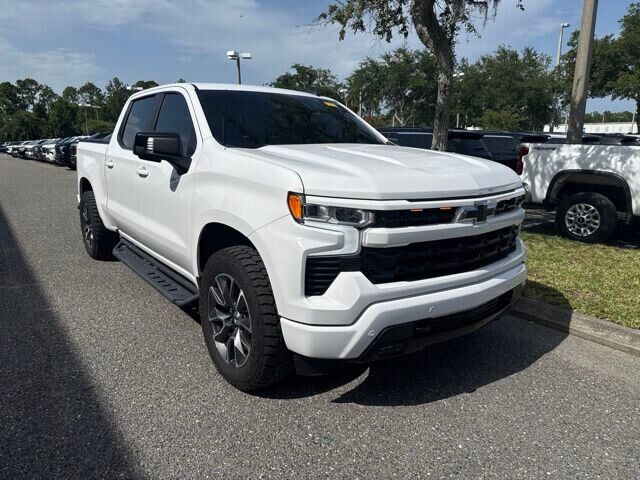 2025 CHEVROLET Silverado