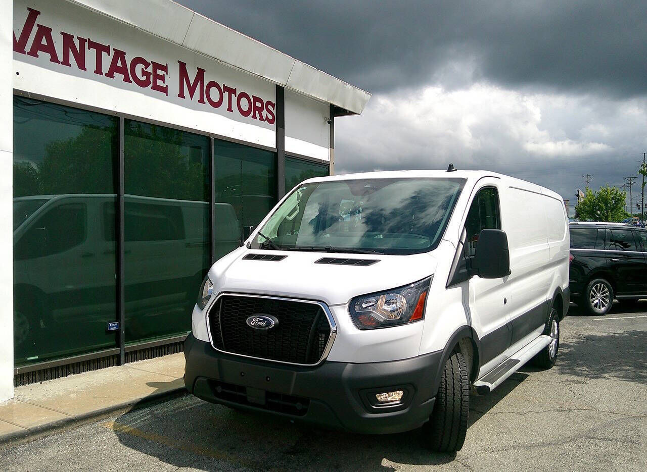 2025 FORD Transit