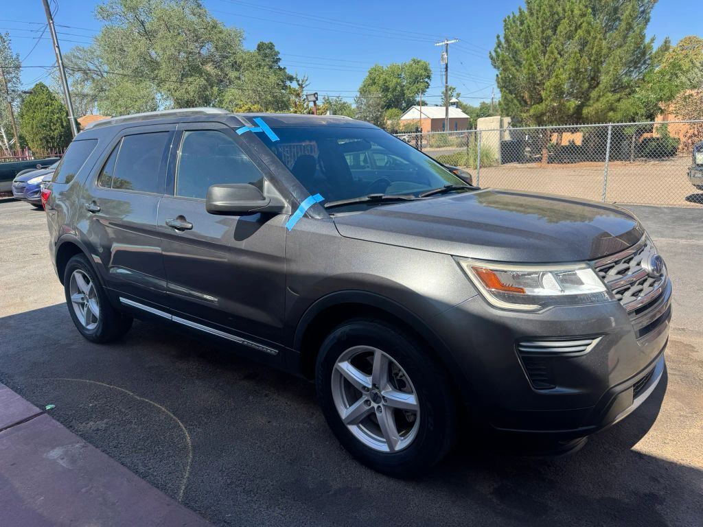 2018 FORD Explorer