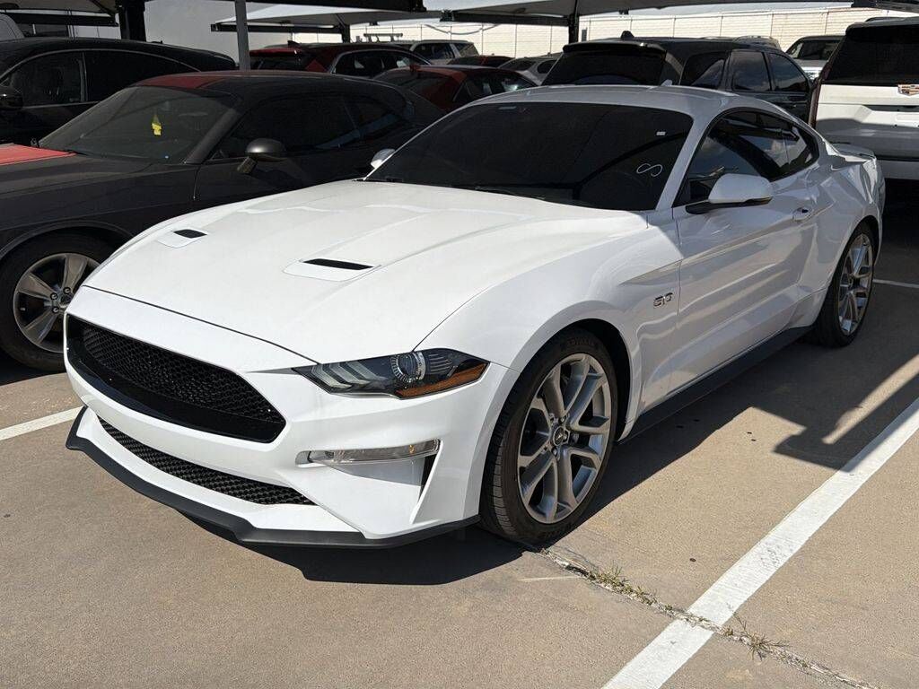 2021 FORD Mustang