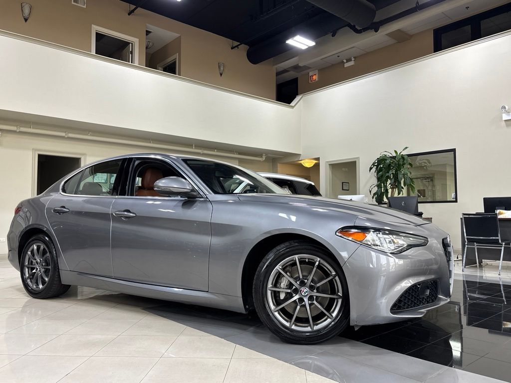 2017 ALFA ROMEO Giulia