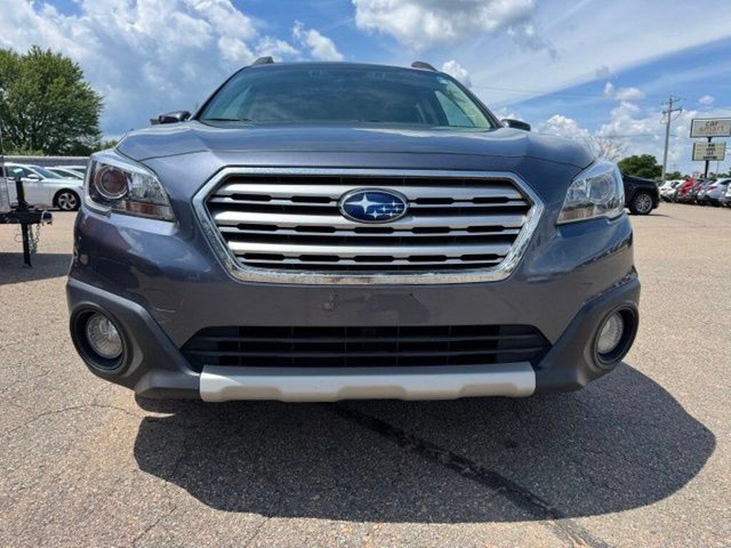 2016 SUBARU Outback