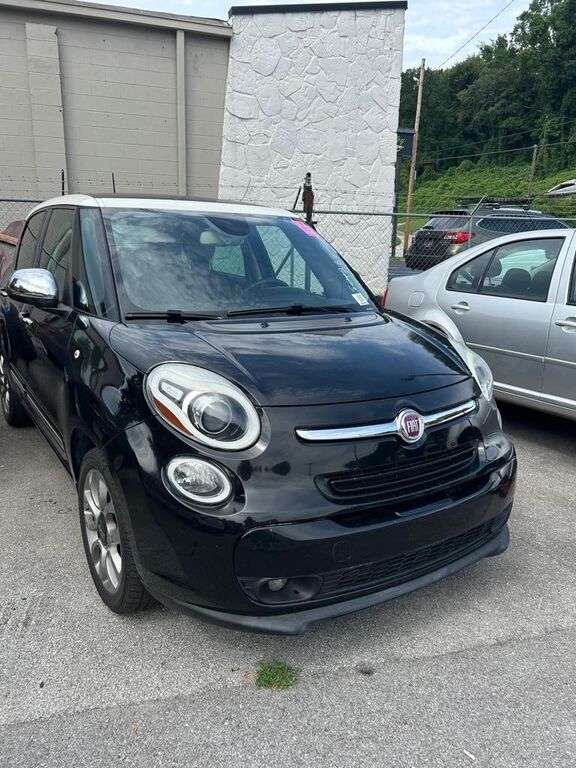 2017 FIAT 500L